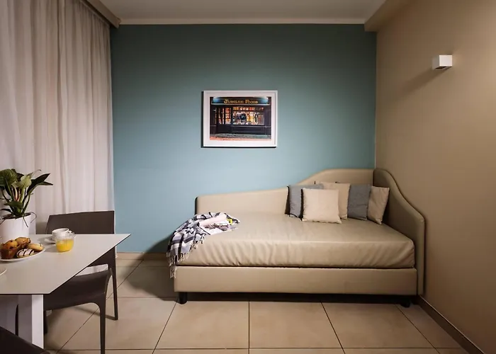 115 The Strand Hotel By Neu Collective