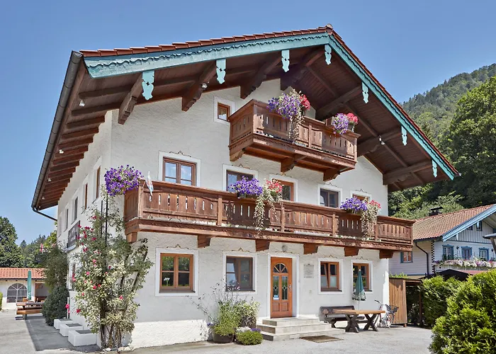 Hotel Alte Saege Ruhpolding Inkl Chiemgaukarte Und Genussfruehstueck