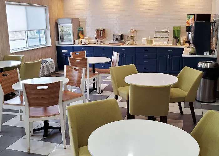 Wingate By Wyndham Uniontown