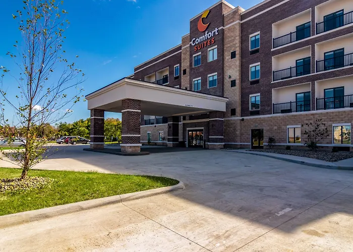 Comfort Suites Brunswick Town Center