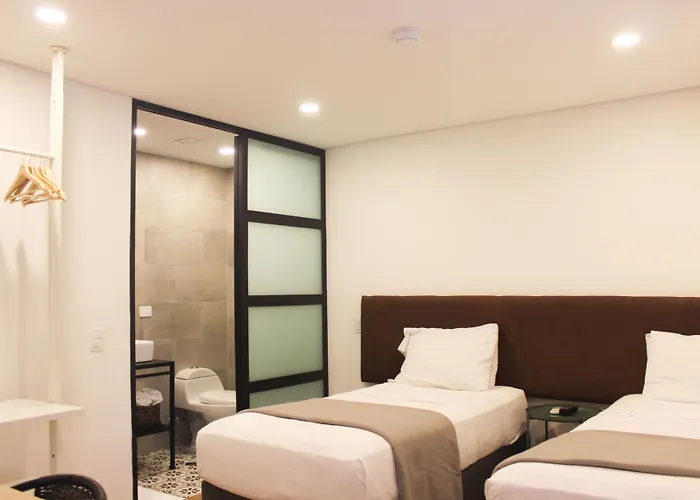 574 Hotel