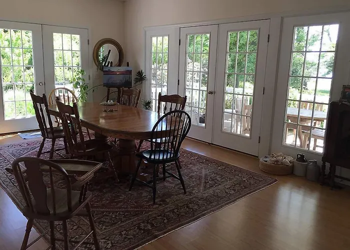 The Baywood Bed & Breakfast