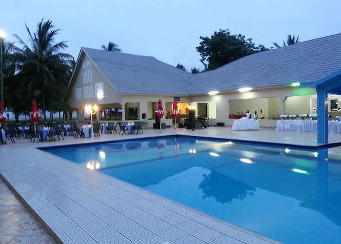 Oceanic Bay Hotel & Resort
