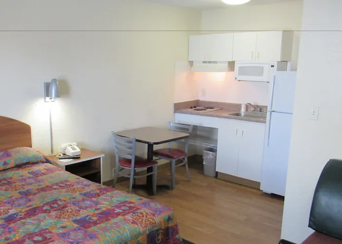 Intown Suites Extended Stay Nashville Tn - Hendersonville