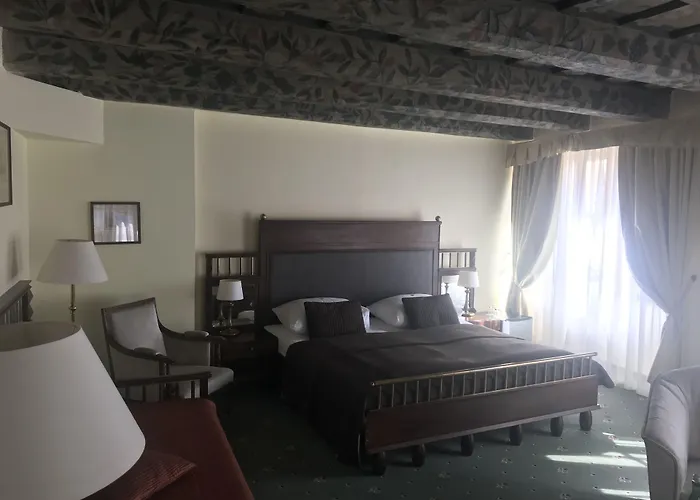Hotel U 3 Pstrosu