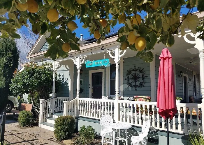 Abbey House Inn (Adults Only)
