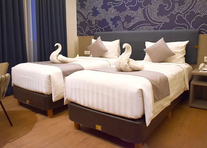 Luminor Hotel Airport Sidoarjo By Wh , Best Choice And Strategic Location With A Rooftop Area In Town