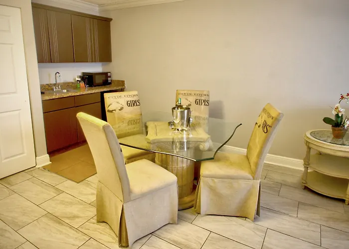 Fort Lauderdale Grand Hotel