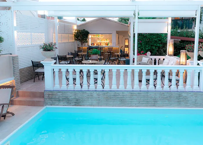 Armata Boutique Hotel