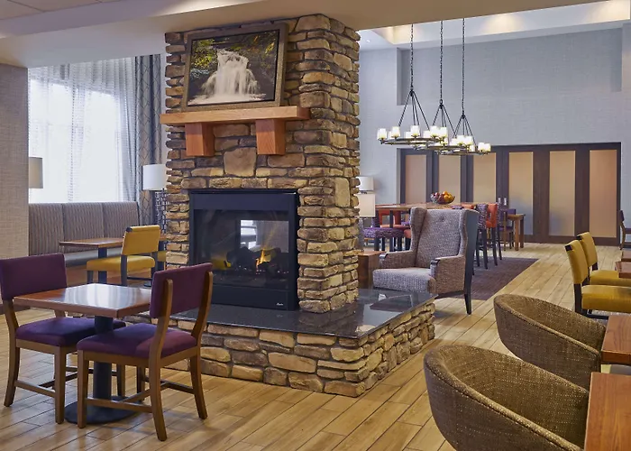 Hampton Inn & Suites Roseburg