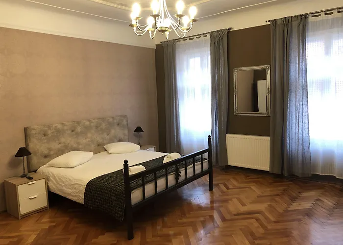 Poet Pastior Residence