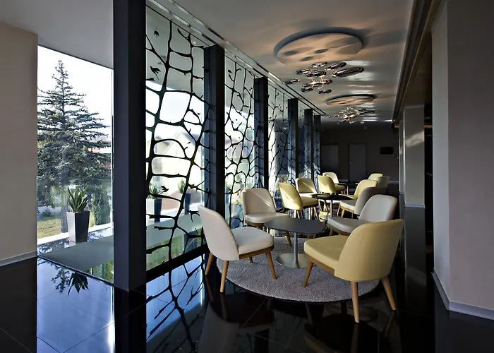 Hotel Zena Beauty & Shopping Center