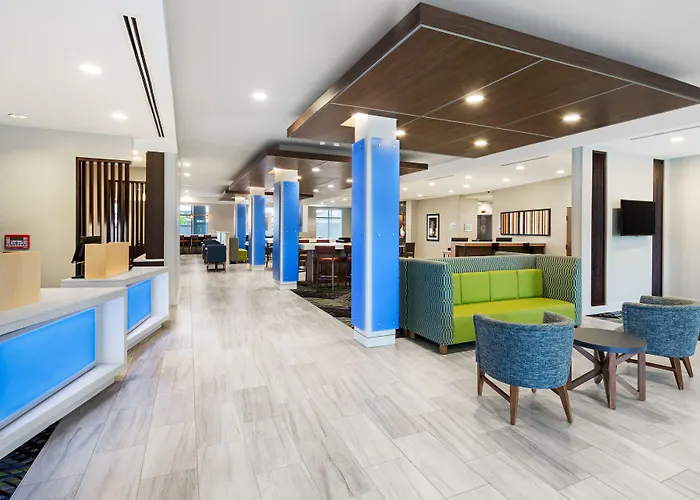 Holiday Inn Express & Suites Lubbock Central - Univ Area By Ihg