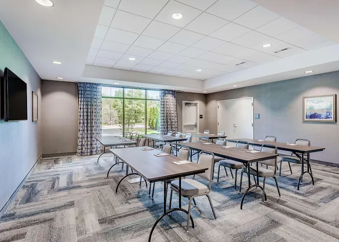Hampton Inn & Suites Kittery-Portsmouth