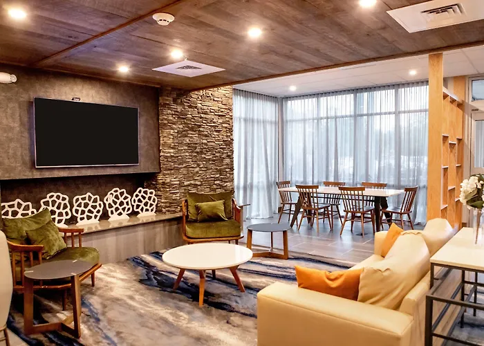 Fairfield Inn & Suites By Marriott Richmond Airport