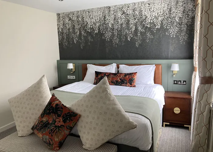 Blue Bell Lodge Hotel