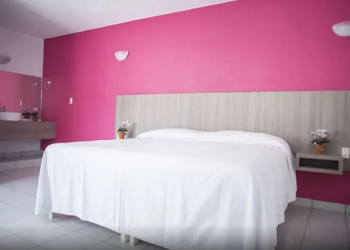 Hotel Santa Cruz Juchitan