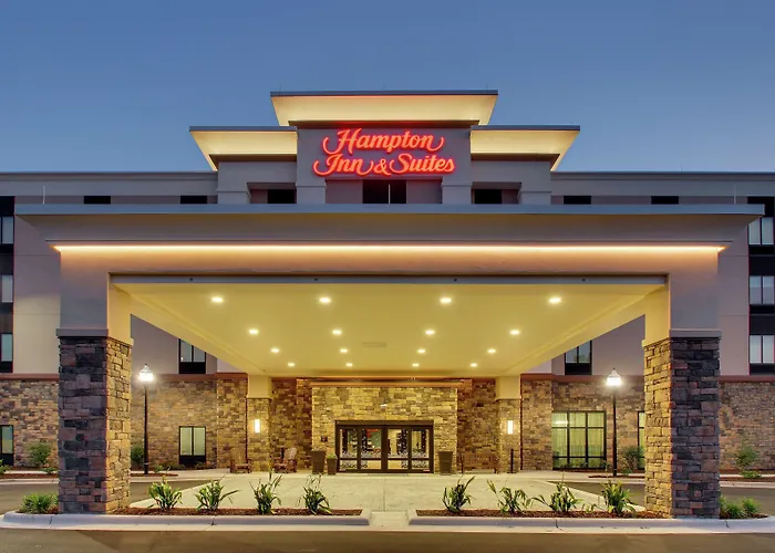 Hampton Inn & Suites By Hilton Southport