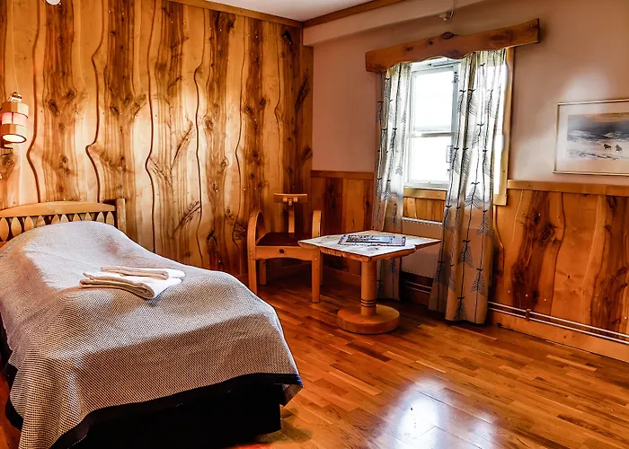 Stf Hotel & Hostel Persasen