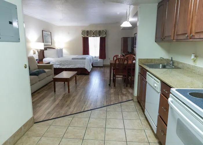 Homestead Lodge Apart Hotel