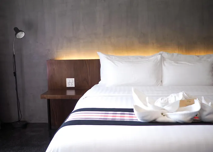 NAI YA Hotel -SHA Extra Plus