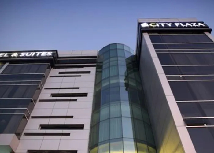Hotel City Plaza & Suites