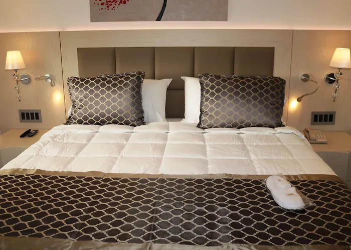 Port De Plaisance Resort, Trademark Collection By Wyndham