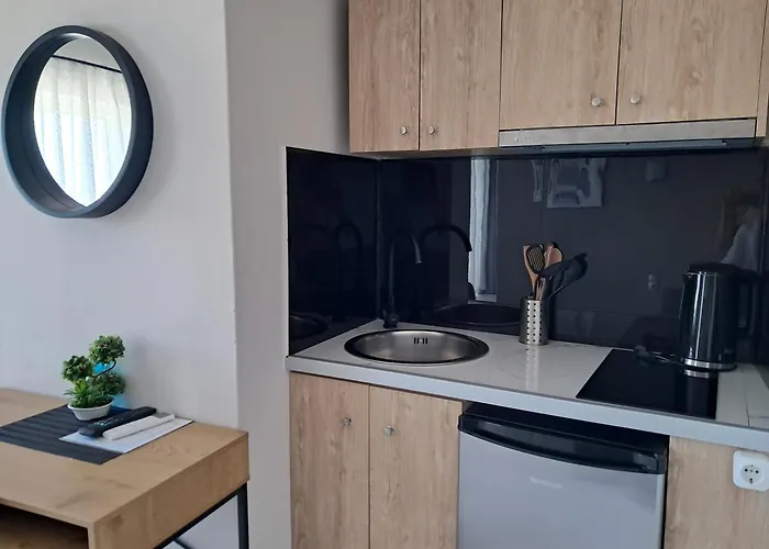Secret Garden Apartments