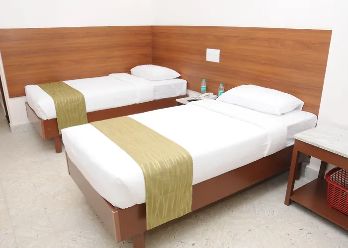 Sreeparthi Hotel
