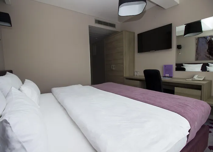 Hotel Eden
