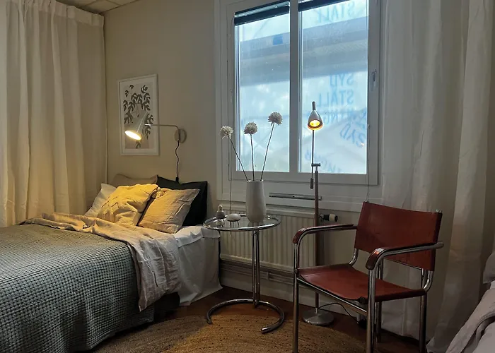 Ewa & Maude Hotel