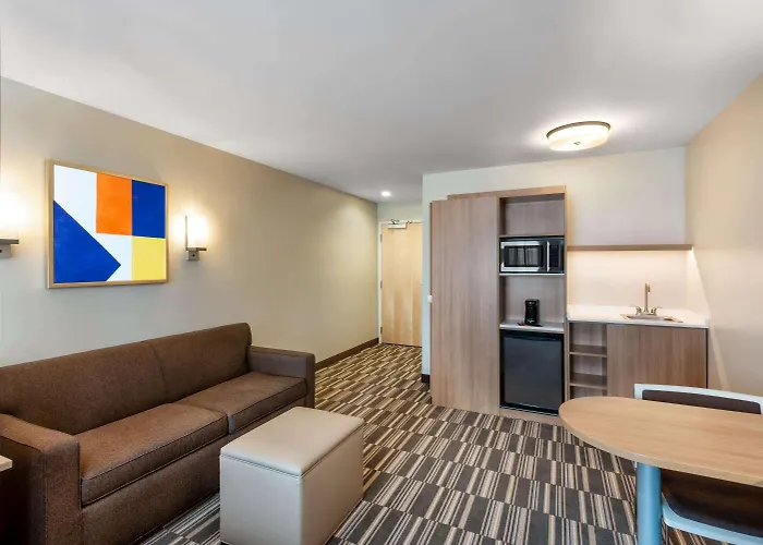 Microtel Inn & Suites By Wyndham Farmington