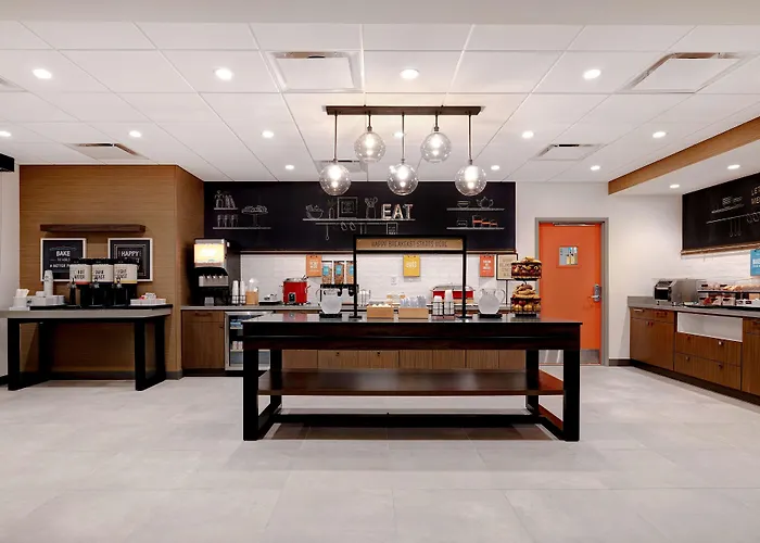 Hampton Inn Crown Point, In