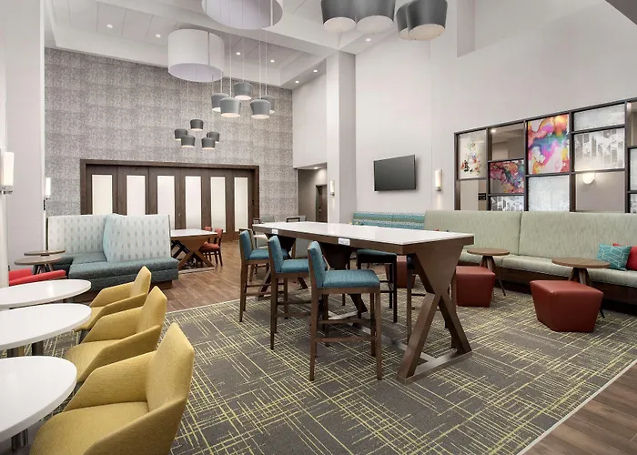 Hampton Inn & Suites Lexington