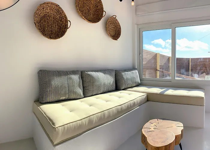 Mesanto Luxury Suites