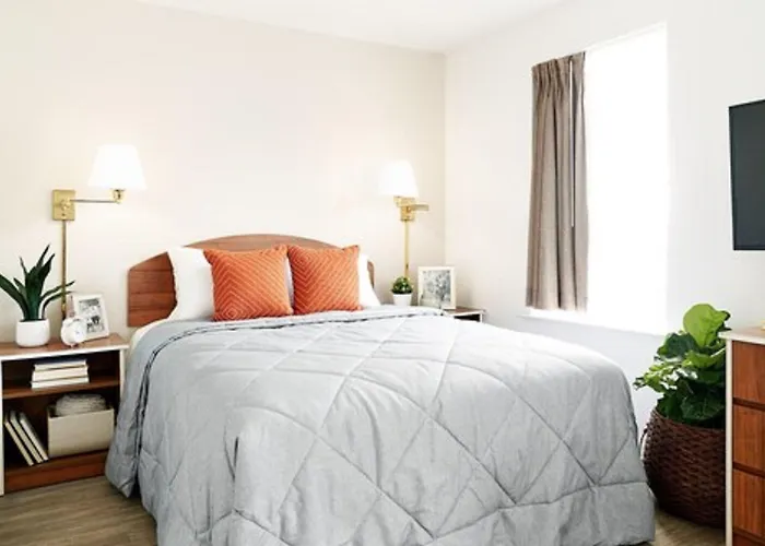 Intown Suites Extended Stay Carrollton Tx - West Trinity Mills