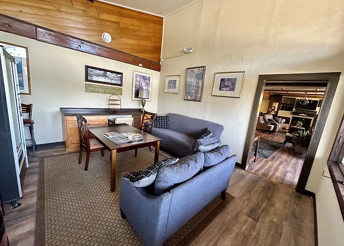 Alaska Angler'S Inn