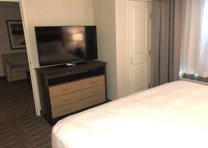 Grandstay Hotel & Suites Rock Valley