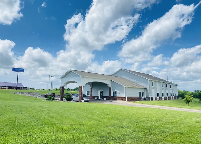 Herington Inn And Suites