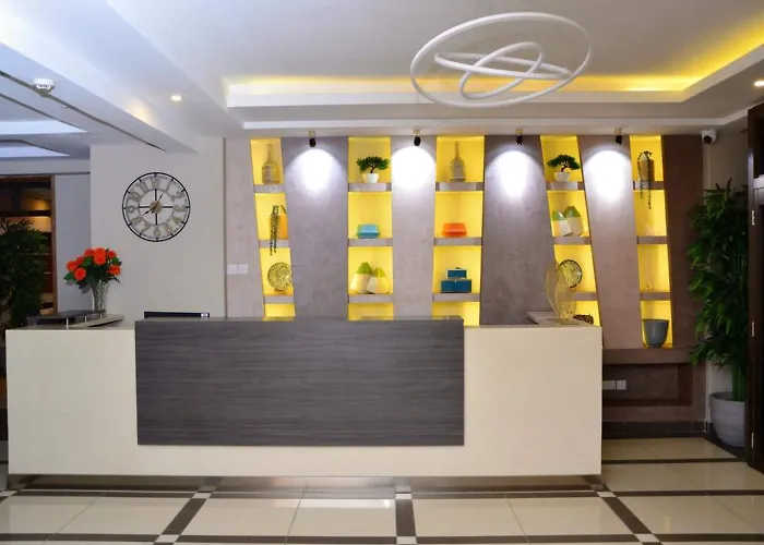 Razana Hotel