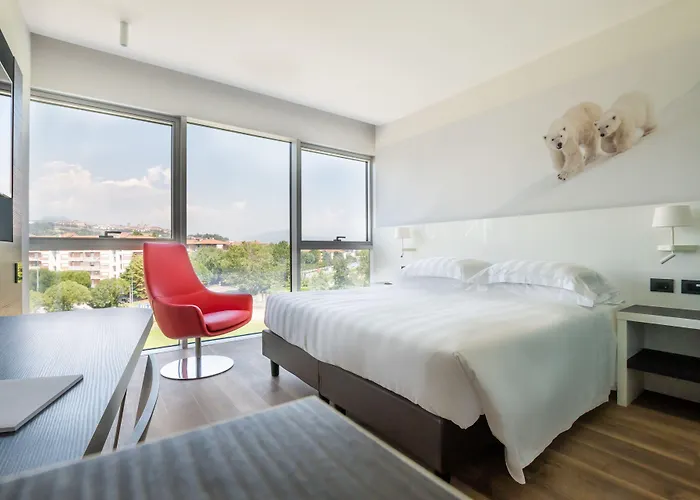 Life Hotel