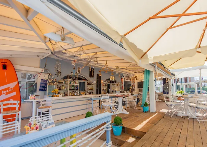 Aphrodite Beachfront Hotel By Konnect, Roda