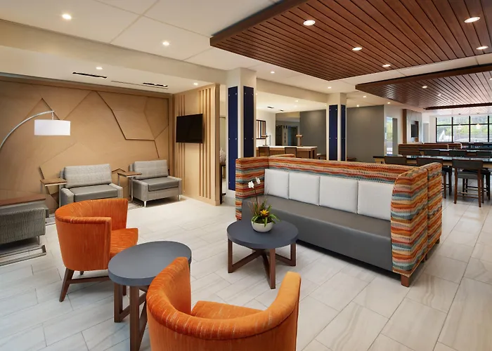 Holiday Inn Express & Suites Gulf Breeze - Pensacola Area By Ihg