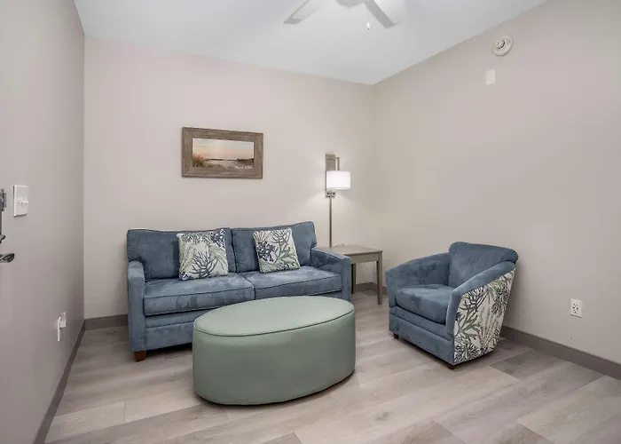 Lighthouse Suites - Best Western Signature Collection
