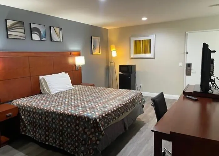 Bel Air Motor Hotel