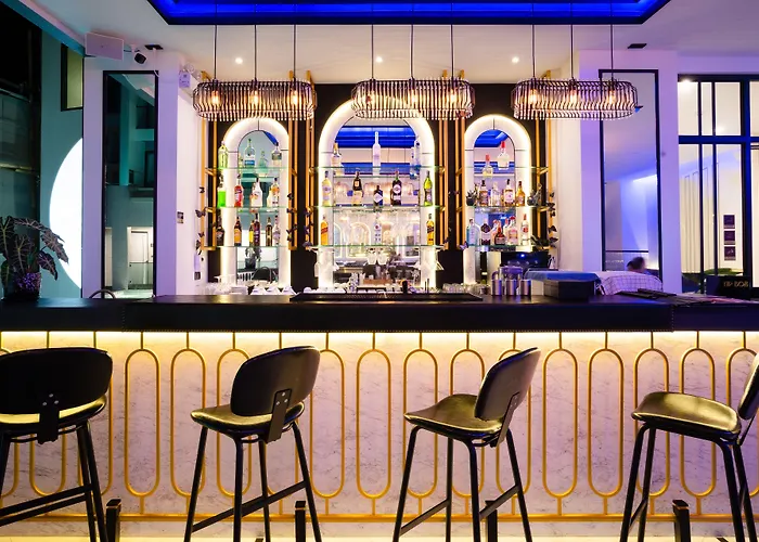 Ratri Hotel Phuket Old Town