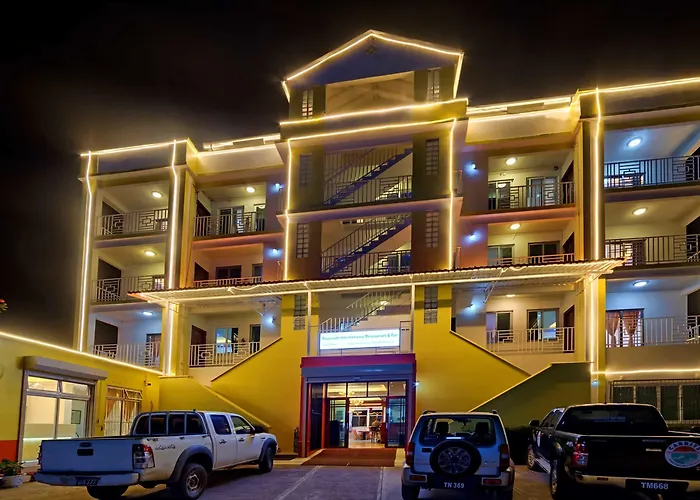 Riverside Hotel