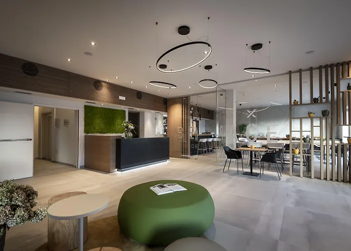 Be Place Adult Friendly Hotel