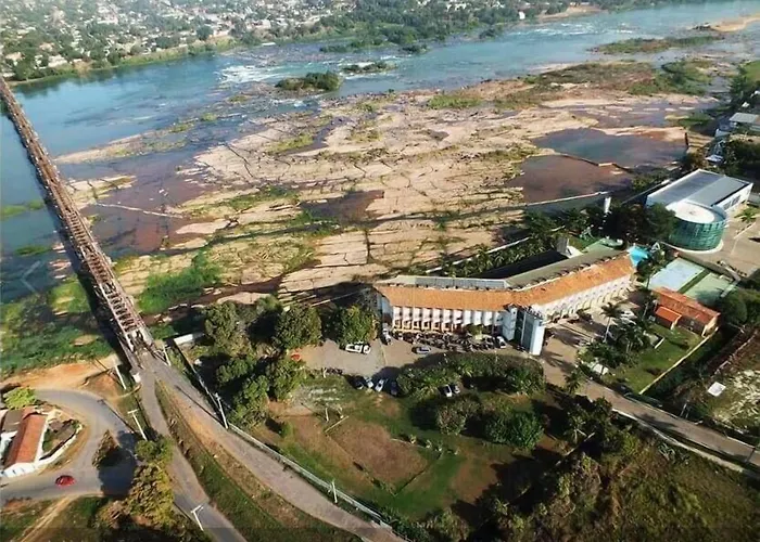 Hotel Canoeiros