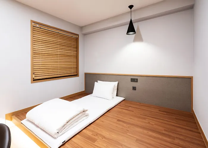 Lala Vianco Business Hotel